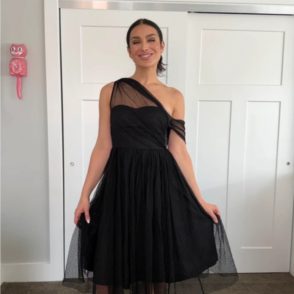 One-Shoulder Black Tulle Midi Dress